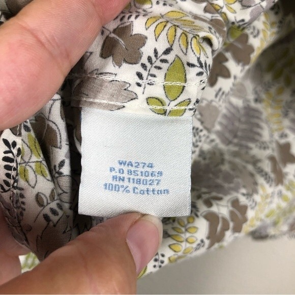 Boden Long Sleeve Button Down Leaf Print Shirt Pleated Collared Career US 6 - Picture 7 of 8